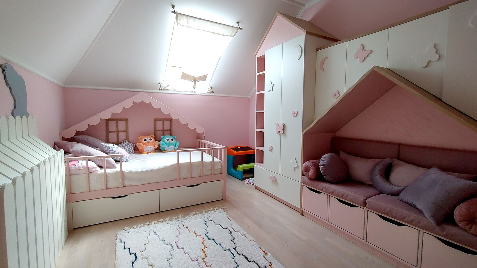 Home 03