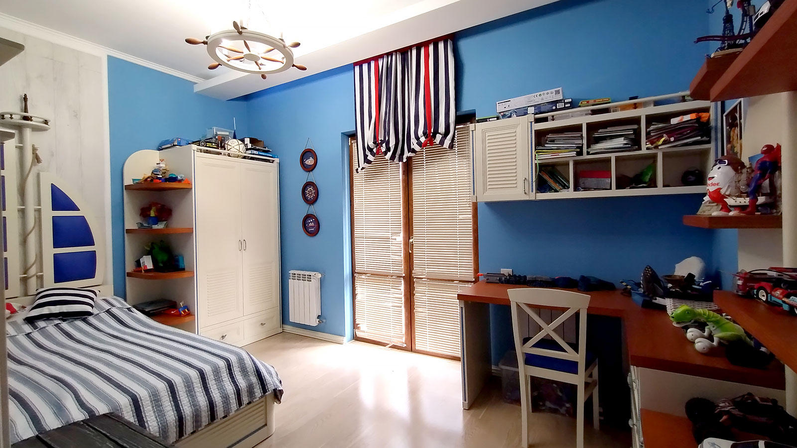 Home 03