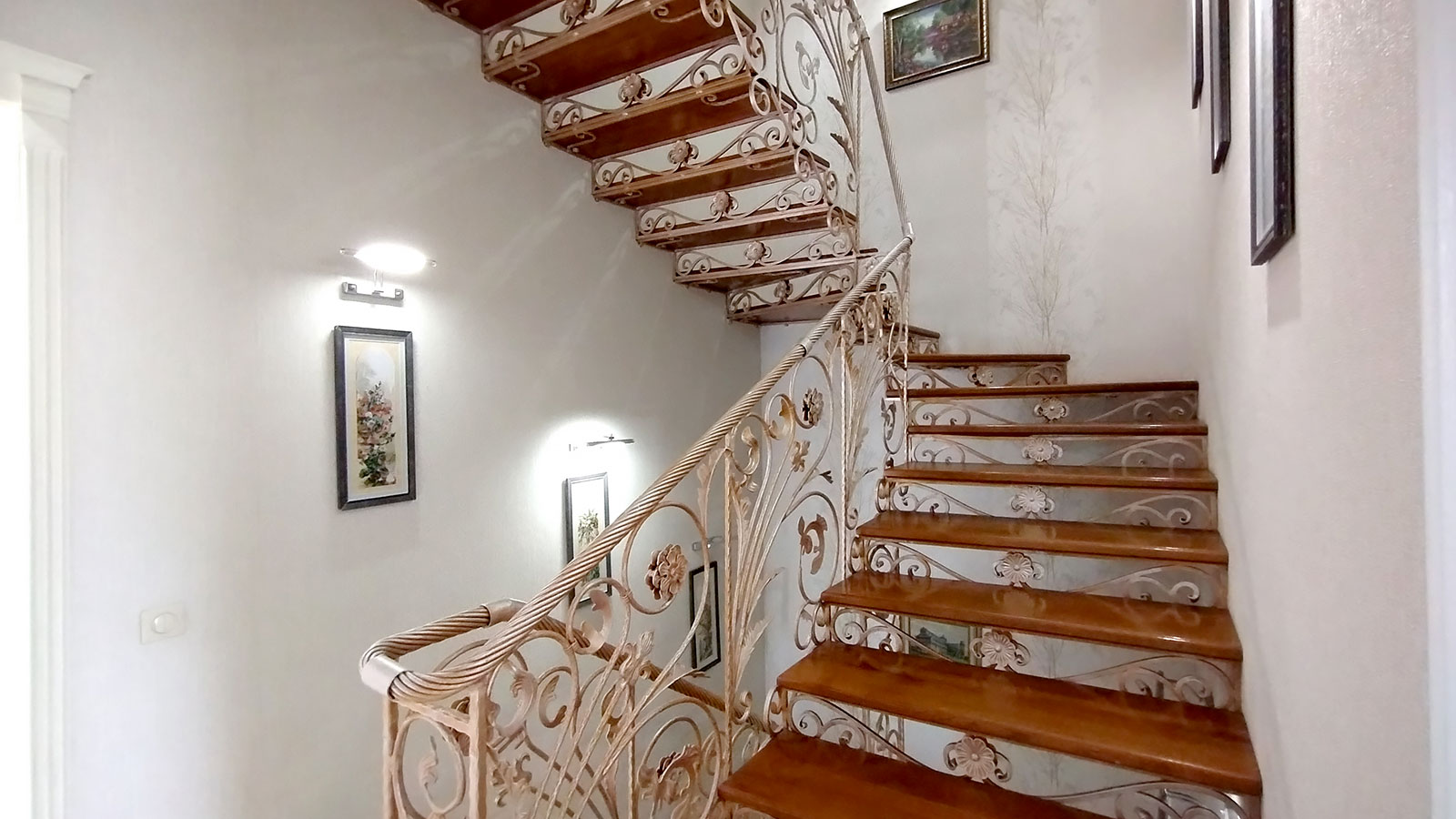 Home 03