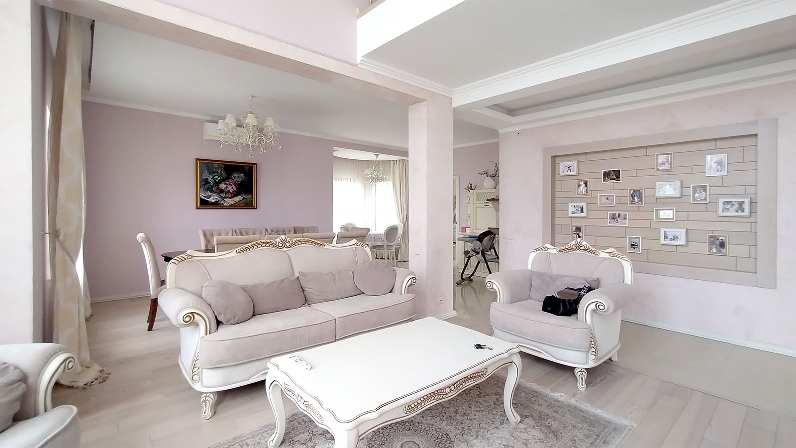 Home 03