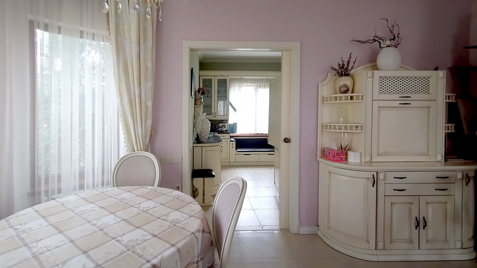 Home 03